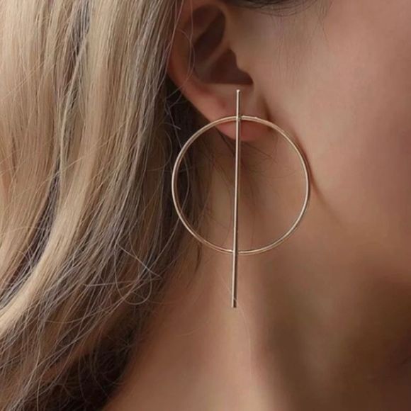 SF Jewelry Jewelry - Gold Geometric Hoop Earrings
